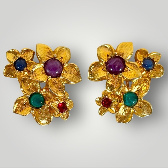 Vtg Avon Gold Tone Multicolor Lucite Flower Clip On Earrings Signed - Picture 1 of 4